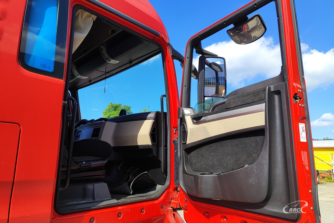 MAN TGX 18.460 - Tracteur routier: photos 3 MAN TGX 18.460 - Tracteur routier: photos 3