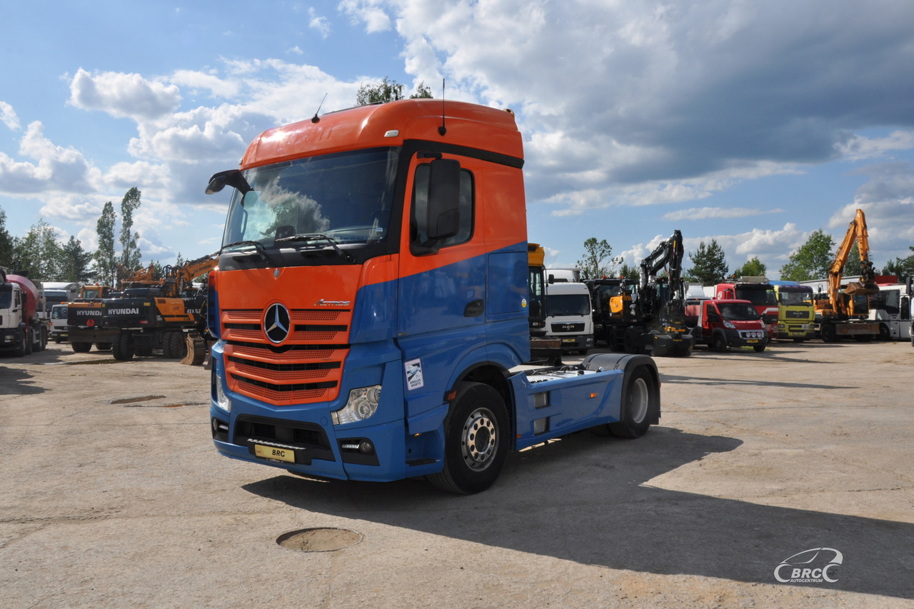 Mercedes-Benz Actros - Tracteur routier: photos 1 Mercedes-Benz Actros - Tracteur routier: photos 1