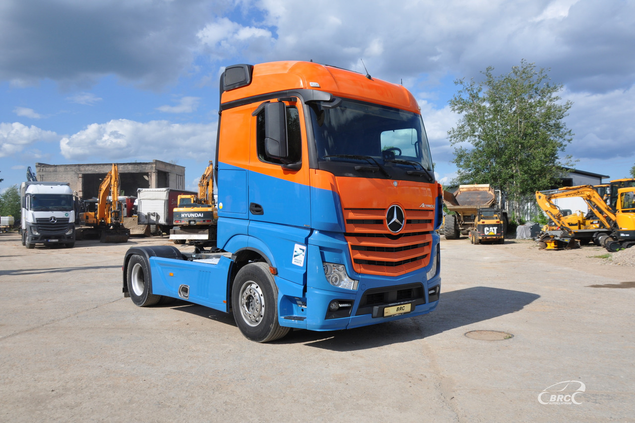 Mercedes-Benz Actros - Tracteur routier: photos 2 Mercedes-Benz Actros - Tracteur routier: photos 2