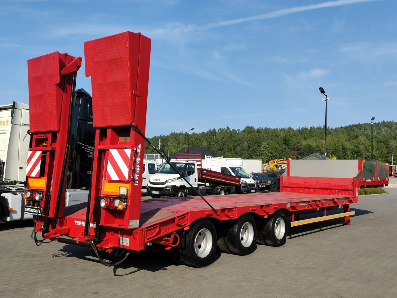 Bodex JANMIL Burtówka Laweta Niskopodłogowa Podczołgówka 3-Osie - Semi-remorque surbaissé: photos 3 Bodex JANMIL Burtówka Laweta Niskopodłogowa Podczołgówka 3-Osie - Semi-remorque surbaissé: photos 3