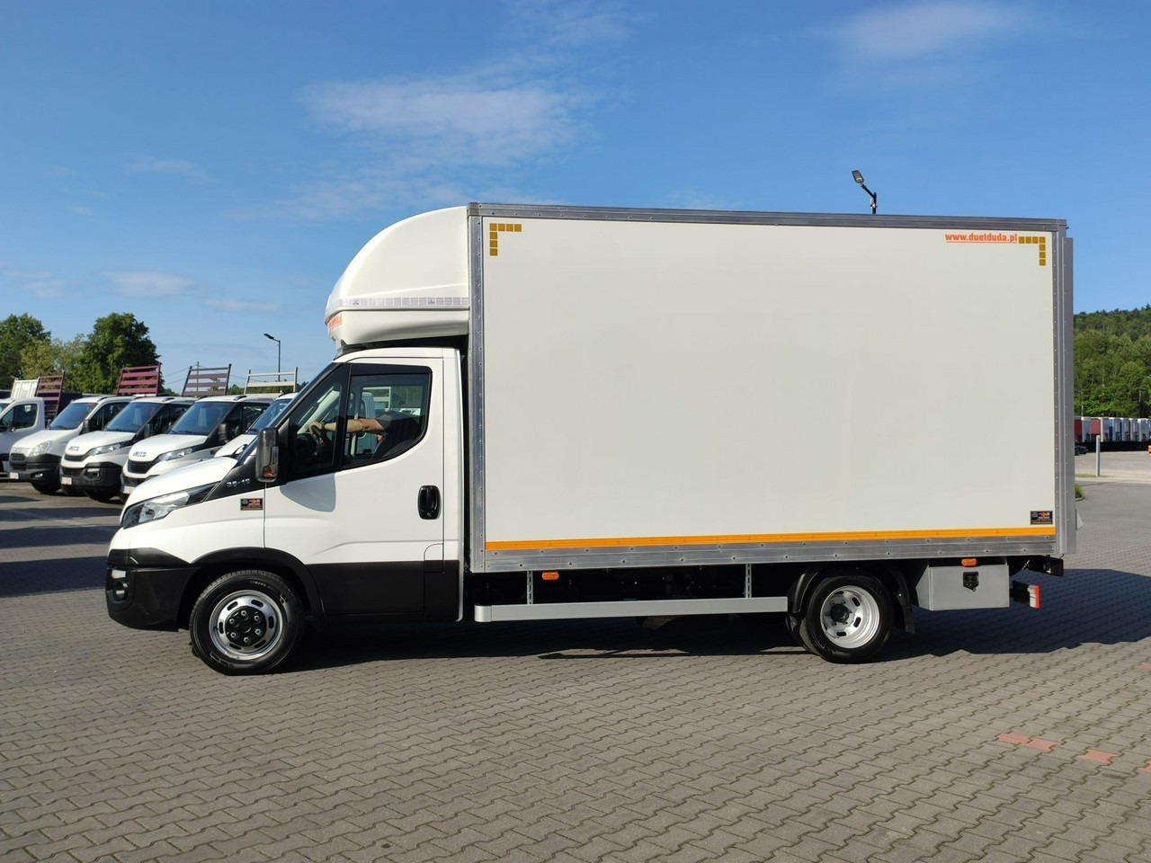 Iveco Daily 35C14 - Fourgon grand volume: photos 3 Iveco Daily 35C14 - Fourgon grand volume: photos 3