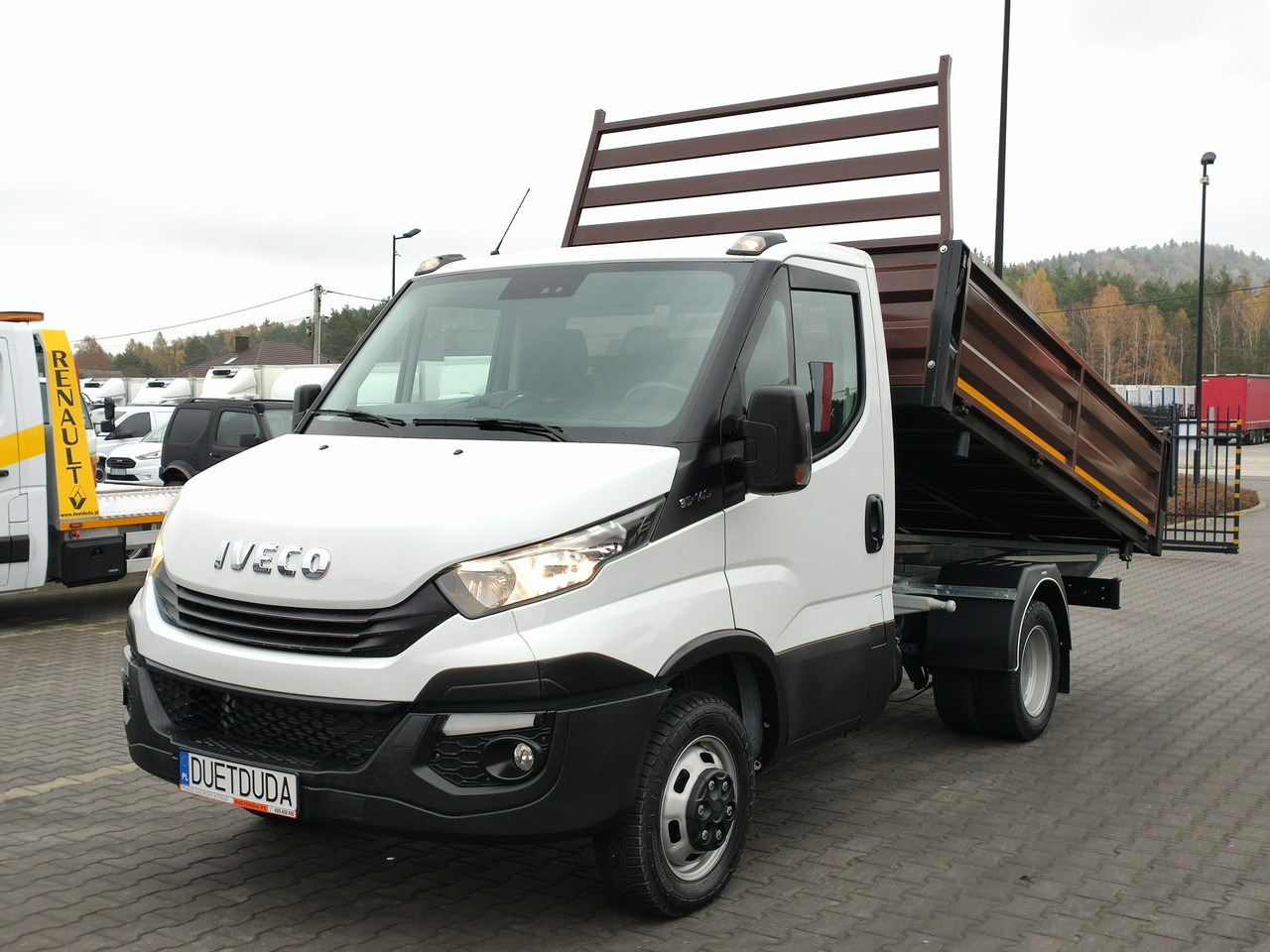 Iveco Daily 35C14 - Utilitaire benne: photos 3 Iveco Daily 35C14 - Utilitaire benne: photos 3