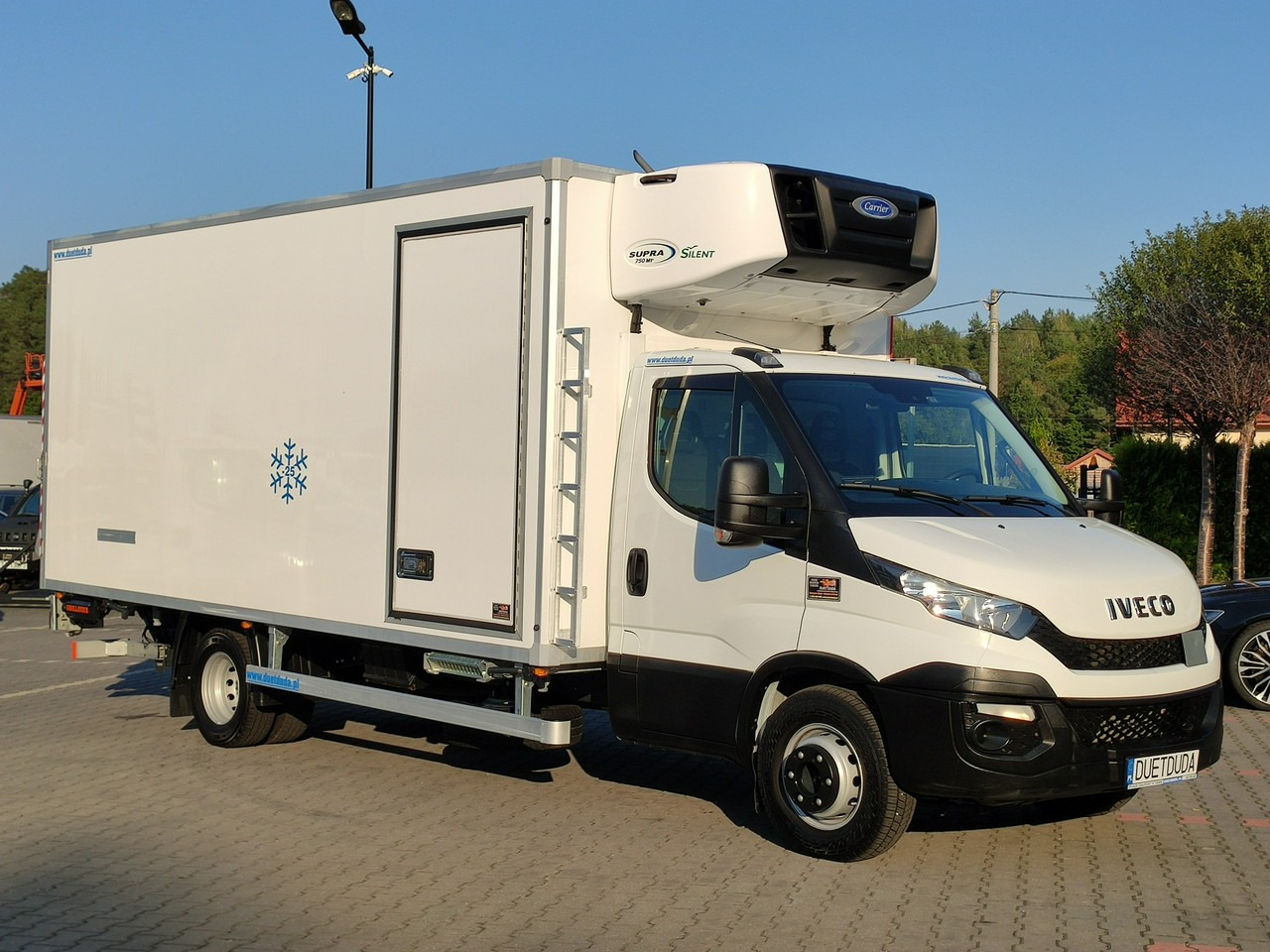 Iveco Daily 70C17 Mroźnia Ściana Grodziowa Multitemperatura - Utilitaire frigorifique: photos 3 Iveco Daily 70C17 Mroźnia Ściana Grodziowa Multitemperatura - Utilitaire frigorifique: photos 3