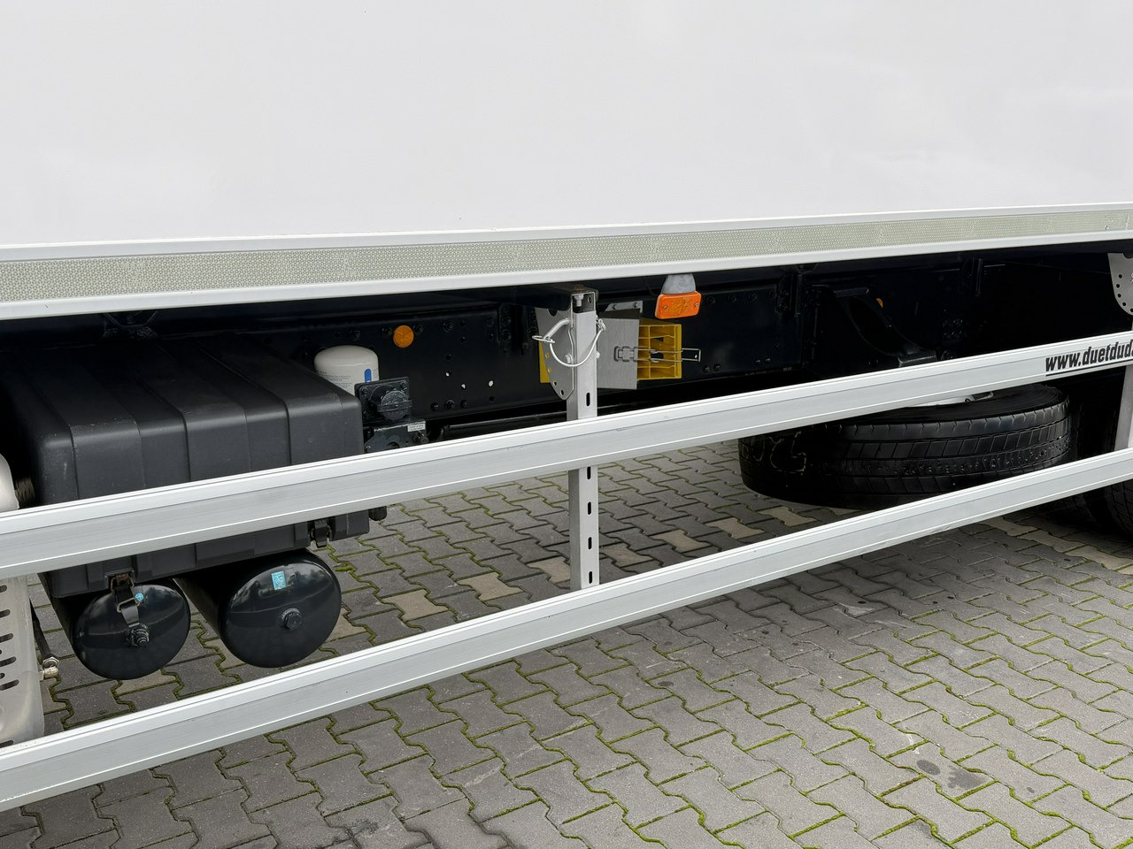 Iveco STRALIS 260S40 E6 Chłodnia Mroźnia Agregat THERMO KING T-1000R - Camion frigorifique: photos 5 Iveco STRALIS 260S40 E6 Chłodnia Mroźnia Agregat THERMO KING T-1000R - Camion frigorifique: photos 5