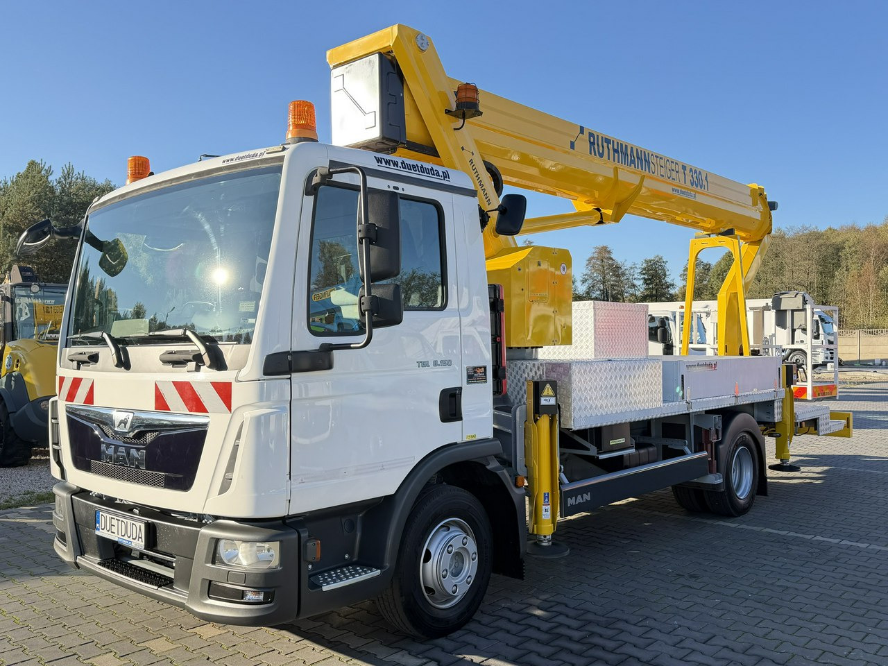 MAN TGL 7.150 Zwyżka Ruthmann T330 33-Metry w bok 21m Mały przebieg - Camion avec nacelle: photos 4 MAN TGL 7.150 Zwyżka Ruthmann T330 33-Metry w bok 21m Mały przebieg - Camion avec nacelle: photos 4