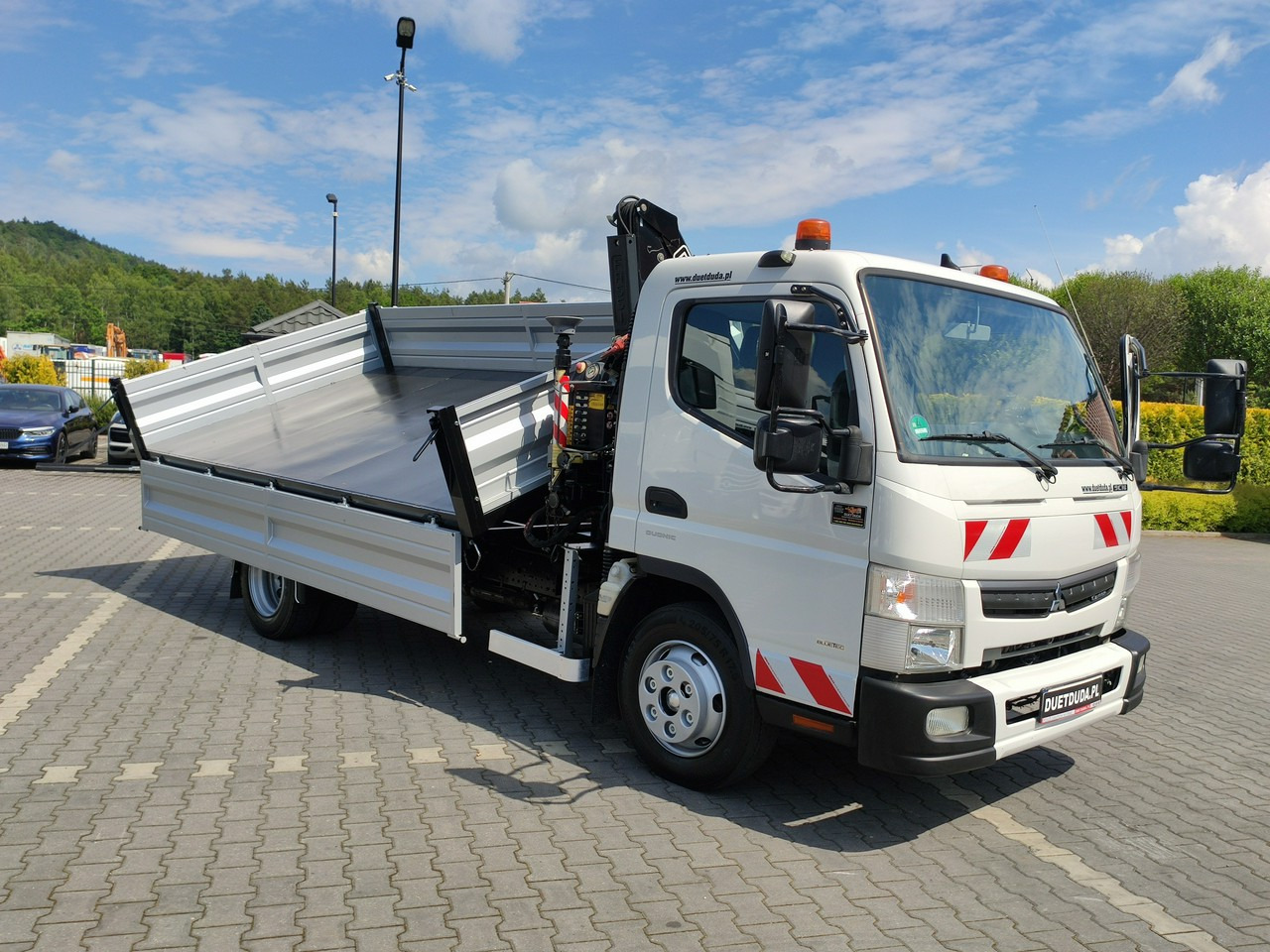 Mitsubishi Canter Fuso 9C18 3.0/180KM Automat, HDS FASSI F30 Wywrotka 3-str - Camion benne, Camion grue: photos 2 Mitsubishi Canter Fuso 9C18 3.0/180KM Automat, HDS FASSI F30 Wywrotka 3-str - Camion benne, Camion grue: photos 2