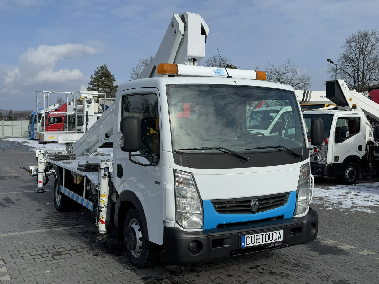 Renault Maxity - Camion avec nacelle: photos 3 Renault Maxity - Camion avec nacelle: photos 3