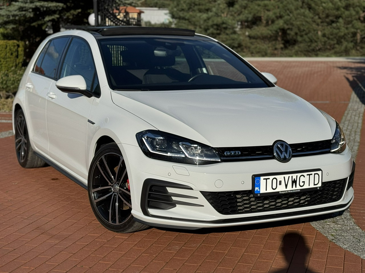 Volkswagen Golf - Voiture: photos 3 Volkswagen Golf - Voiture: photos 3