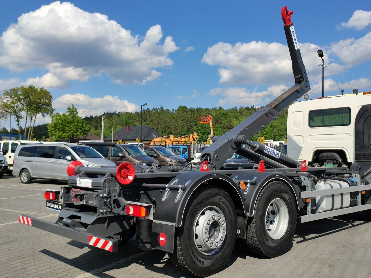 Camion ampliroll Volvo FE 26.300 Hakowiec Napęd 6x2 Oś Skrętna: photos 10