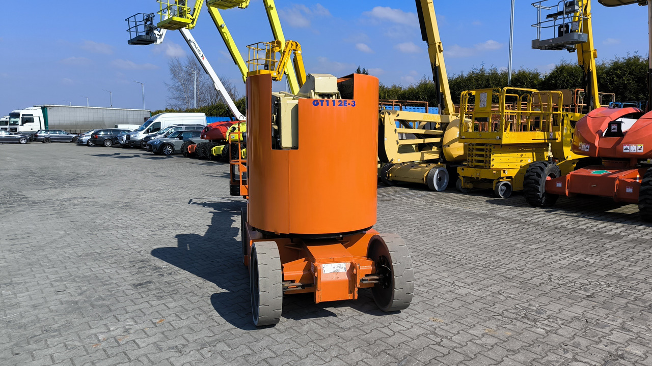 JLG E 300 AJP - Nacelle articulée: photos 2 JLG E 300 AJP - Nacelle articulée: photos 2