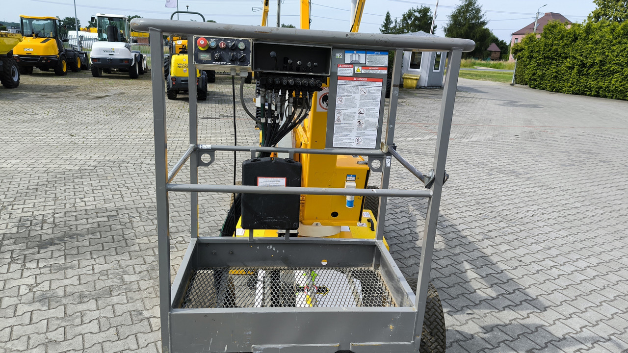 Nacelle articulée NIFTYLIFT HR 12 NDE: photos 9