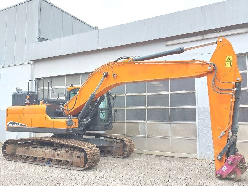 Doosan DX 235 LC-7 - Pelle sur chenille: photos 4 Doosan DX 235 LC-7 - Pelle sur chenille: photos 4