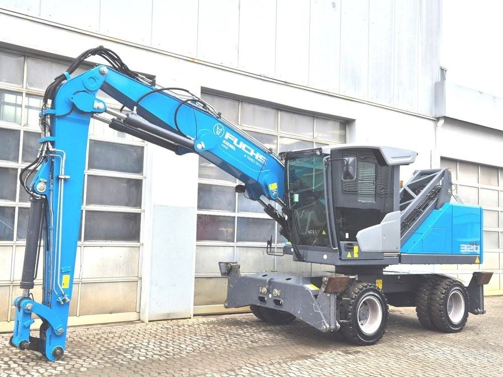 Fuchs MHL 320 F - Pelle de manutention: photos 2 Fuchs MHL 320 F - Pelle de manutention: photos 2