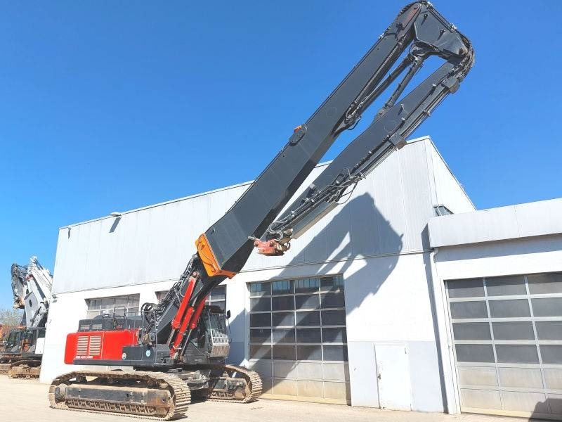 Hitachi KTEG KMC600P-6 - Pelle de démolition: photos 4 Hitachi KTEG KMC600P-6 - Pelle de démolition: photos 4