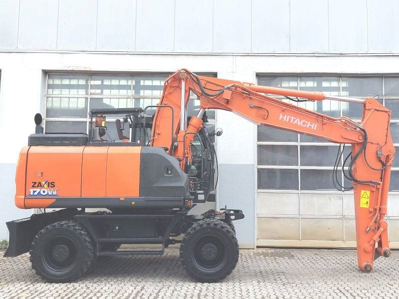Hitachi ZX 170 W-6 - Pelle sur pneus: photos 5 Hitachi ZX 170 W-6 - Pelle sur pneus: photos 5