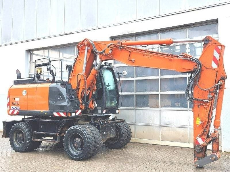Hitachi ZX 170 W-6 - Pelle sur pneus: photos 4 Hitachi ZX 170 W-6 - Pelle sur pneus: photos 4