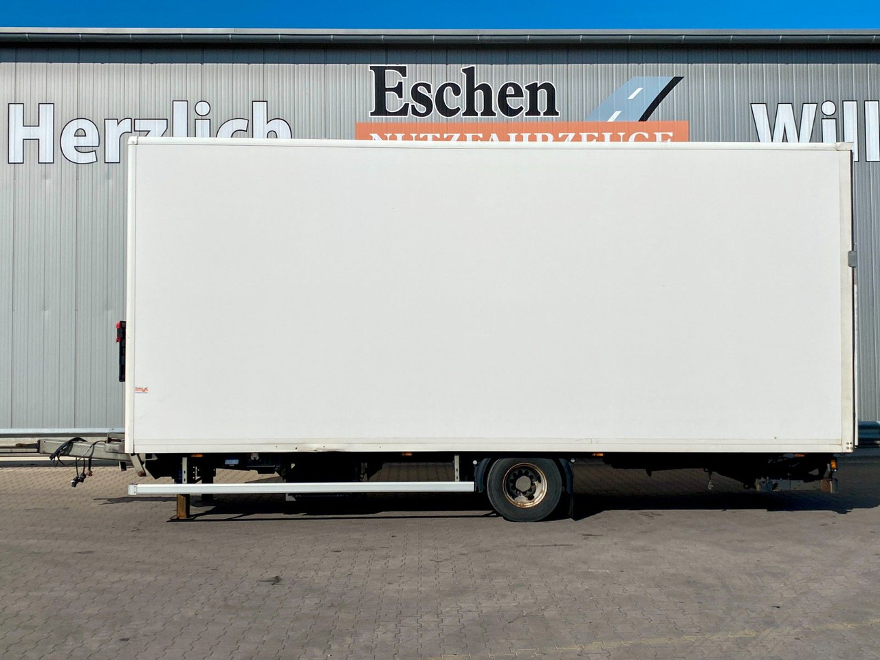 Ackermann Z-KA-F 105/76 | Dautel LBW*Zwillingsreifen*EBS Ackermann Z-KA-F 105/76 | Dautel LBW*Zwillingsreifen*EBS - Remorque fourgon: photos 2 Ackermann Z-KA-F 105/76 | Dautel LBW*Zwillingsreifen*EBS Ackermann Z-KA-F 105/76 | Dautel LBW*Zwillingsreifen*EBS - Remorque fourgon: photos 2
