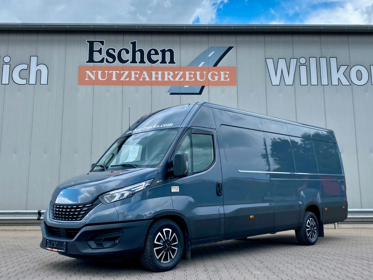 Iveco 35 S 16 Daily | Schiebetür*Kamera*Navi*AC*1.Hand - Fourgon utilitaire: photos 1 Iveco 35 S 16 Daily | Schiebetür*Kamera*Navi*AC*1.Hand - Fourgon utilitaire: photos 1