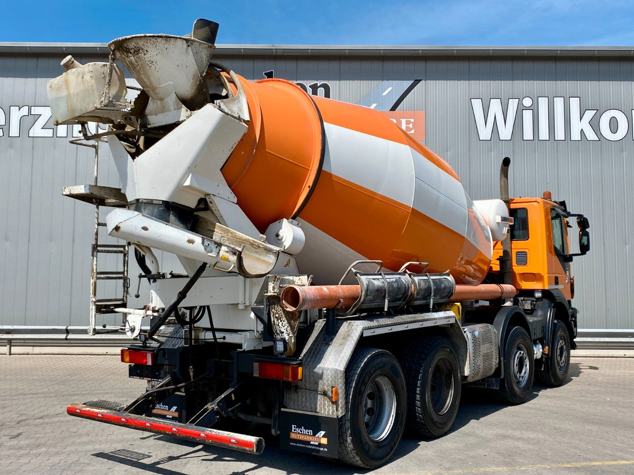 Iveco Trakker AD 340 TB 400/8x4 | 9m³ Liebherr*Navi*AC - Camion malaxeur: photos 5 Iveco Trakker AD 340 TB 400/8x4 | 9m³ Liebherr*Navi*AC - Camion malaxeur: photos 5