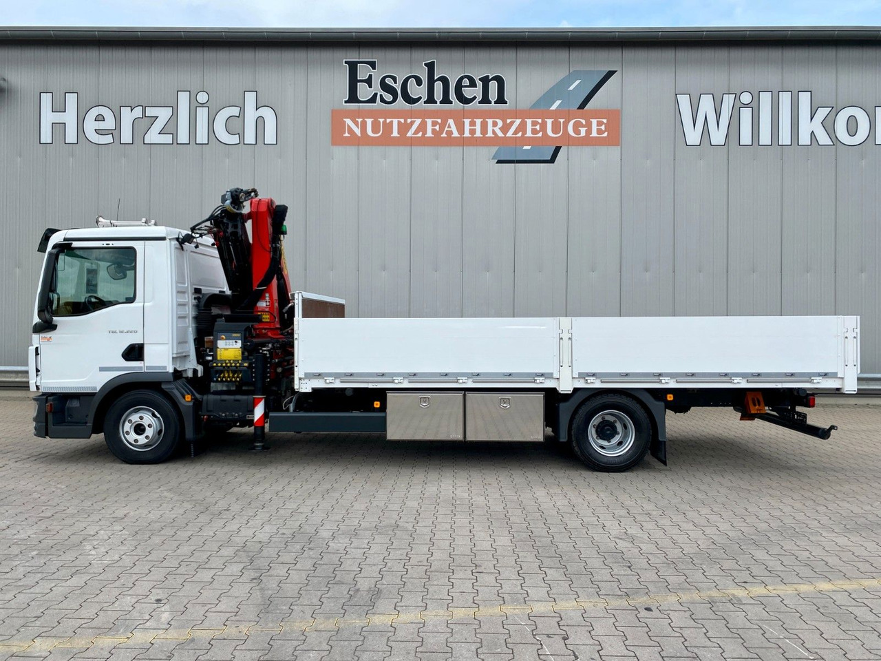 MAN TGL 12.220 | Palfinger PK 9.501*5+6. Kreis*Navi - Camion plateau, Camion grue: photos 2 MAN TGL 12.220 | Palfinger PK 9.501*5+6. Kreis*Navi - Camion plateau, Camion grue: photos 2