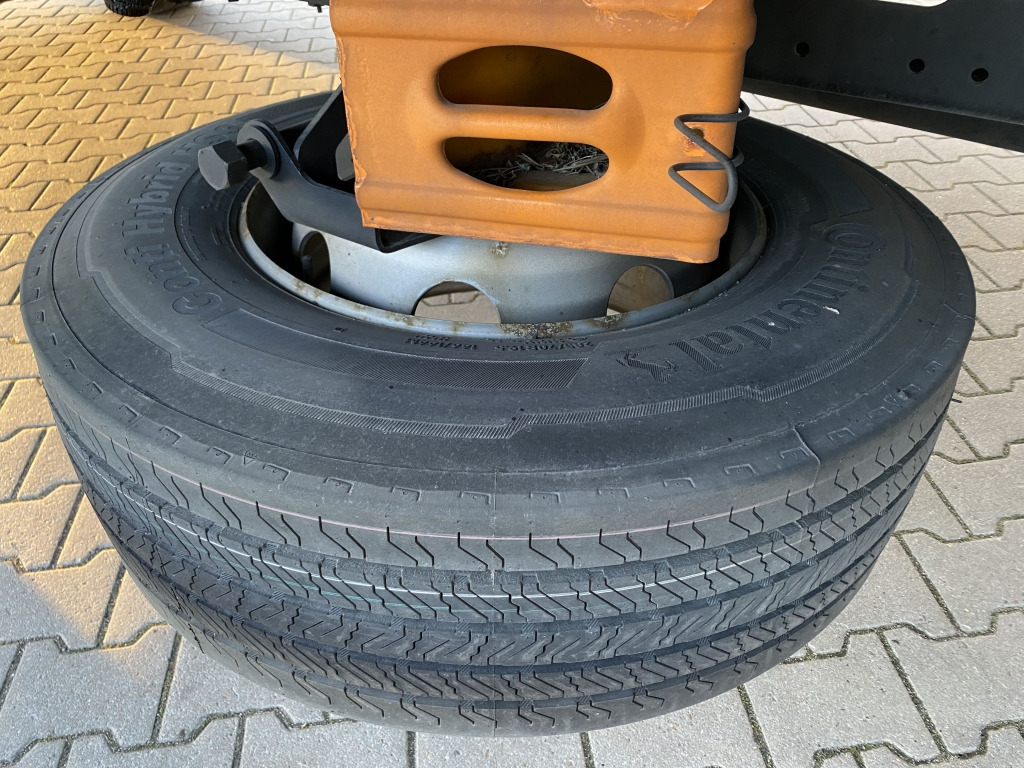 MAN TGM 12.290 4x2 BL / Palfinger LBW - Camion fourgon: photos 3 MAN TGM 12.290 4x2 BL / Palfinger LBW - Camion fourgon: photos 3