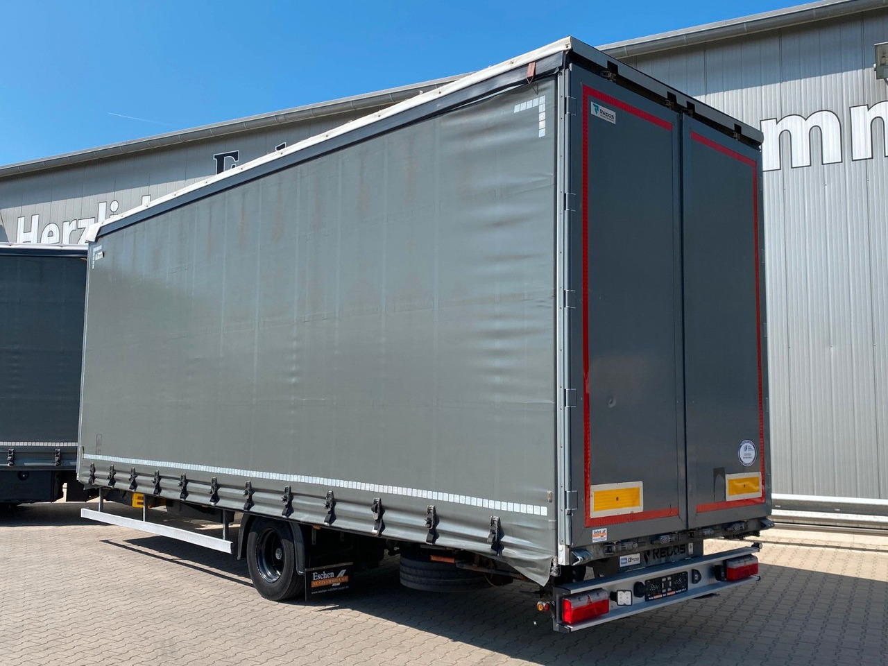 MAN TGM 15.250 + Redos Anhänger GESAMTZUG|Durchlader - Camion à rideaux coulissants: photos 5 MAN TGM 15.250 + Redos Anhänger GESAMTZUG|Durchlader - Camion à rideaux coulissants: photos 5