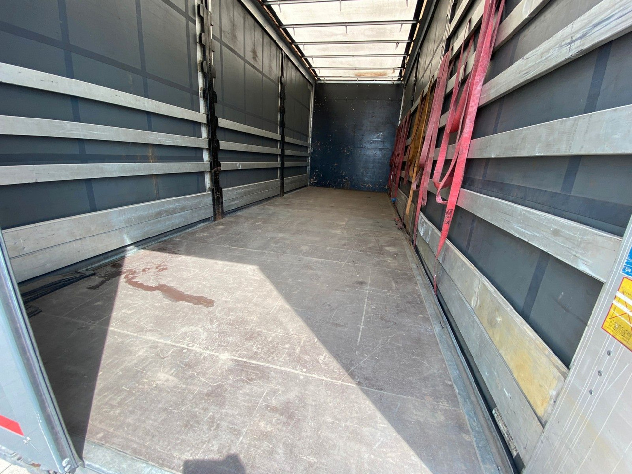MAN TGM 15.250 + Redos Anhänger GESAMTZUG|Durchlader - Camion à rideaux coulissants: photos 4 MAN TGM 15.250 + Redos Anhänger GESAMTZUG|Durchlader - Camion à rideaux coulissants: photos 4