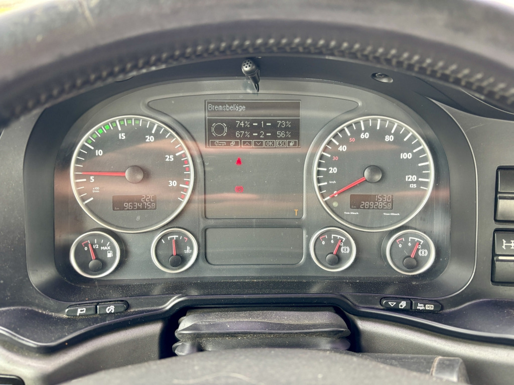 Camion plateau, Camion grue MAN TGS 18.360 4x2 LL / MKG HLK 111 Kran: photos 15 Camion plateau, Camion grue MAN TGS 18.360 4x2 LL / MKG HLK 111 Kran: photos 15