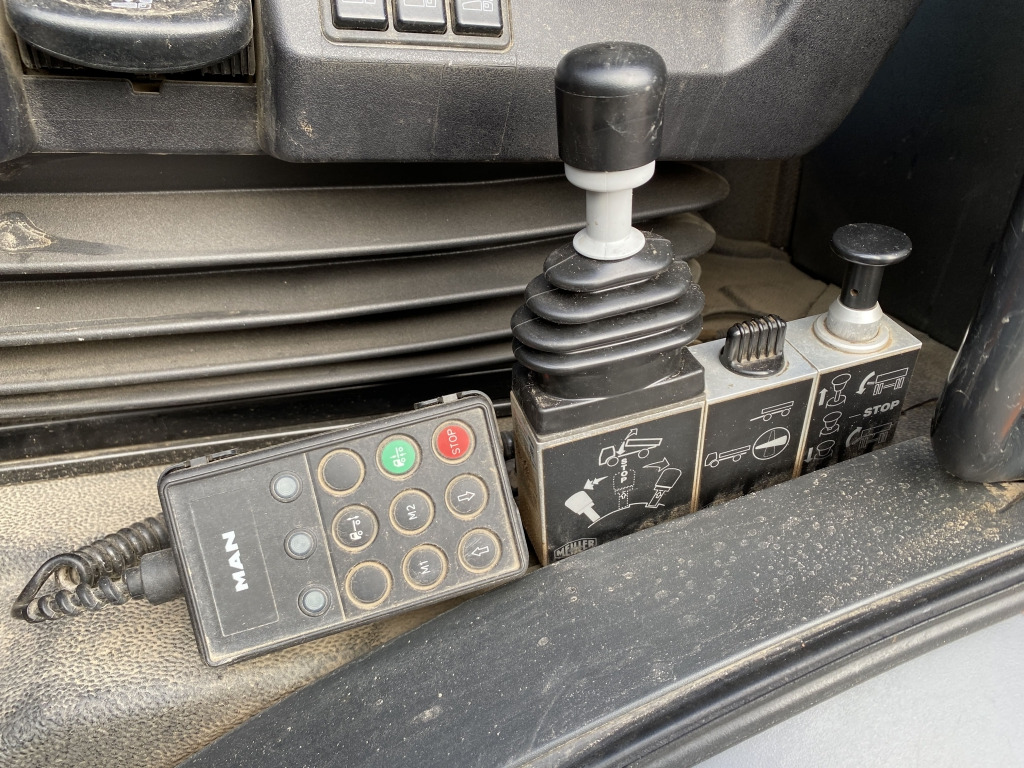 MAN TGS 26.460 6x6 H BL - Camion benne: photos 4 MAN TGS 26.460 6x6 H BL - Camion benne: photos 4