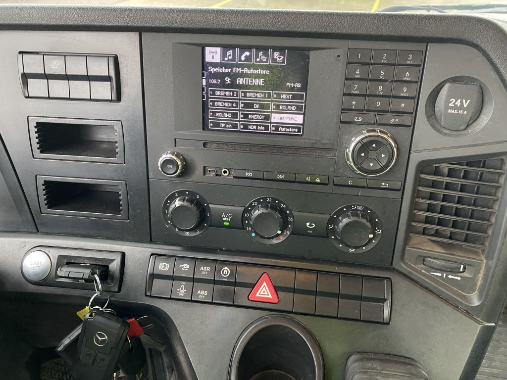 Mercedes-Benz 3540 8x4 Arocs / 9 m³ Intermix-Aufbau - Camion malaxeur: photos 3 Mercedes-Benz 3540 8x4 Arocs / 9 m³ Intermix-Aufbau - Camion malaxeur: photos 3