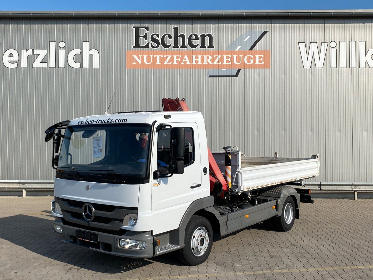 Mercedes-Benz 818 Atego | Fassi F65*MEILLER*PKW-AHK*1.Hand - Camion benne, Camion grue: photos 1 Mercedes-Benz 818 Atego | Fassi F65*MEILLER*PKW-AHK*1.Hand - Camion benne, Camion grue: photos 1