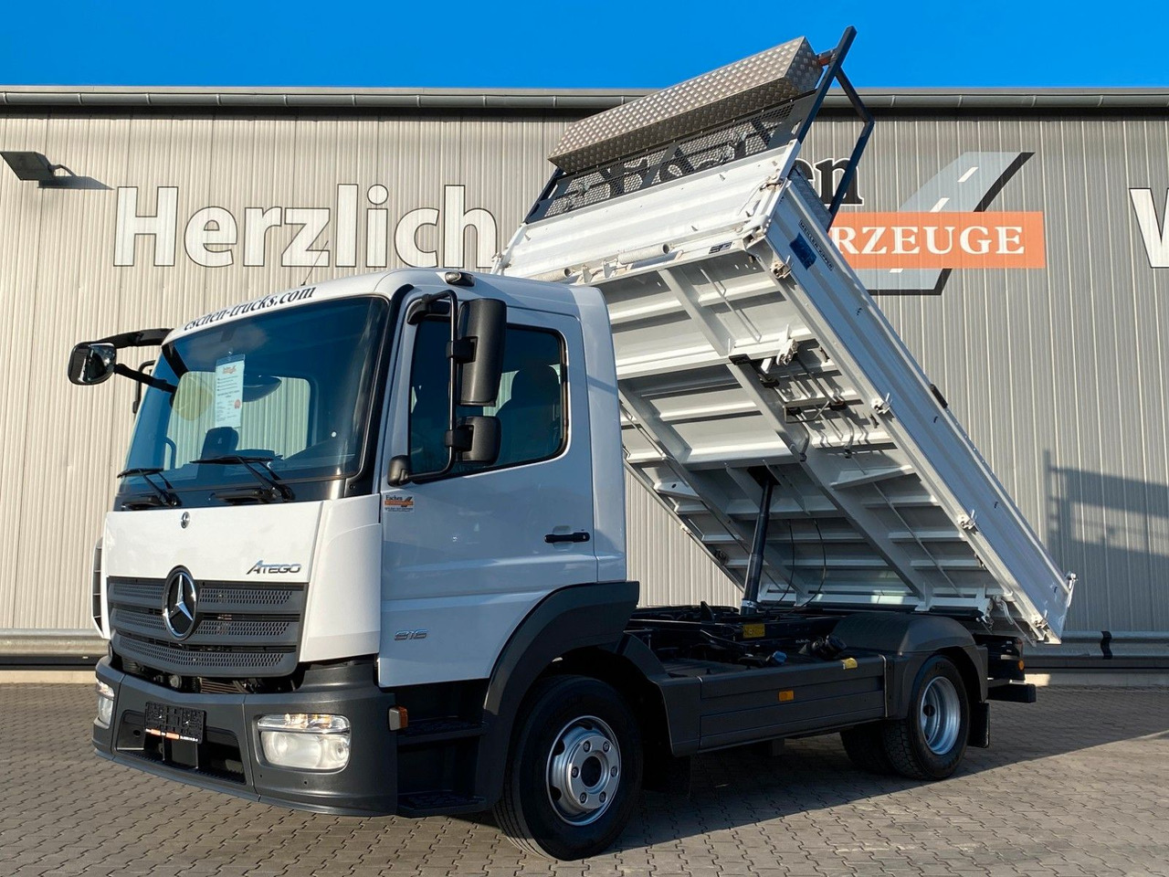 Mercedes-Benz Atego NEW 816 K MEILLER-3-S-Kipper*Klima*3 Sitze - Camion benne: photos 2 Mercedes-Benz Atego NEW 816 K MEILLER-3-S-Kipper*Klima*3 Sitze - Camion benne: photos 2
