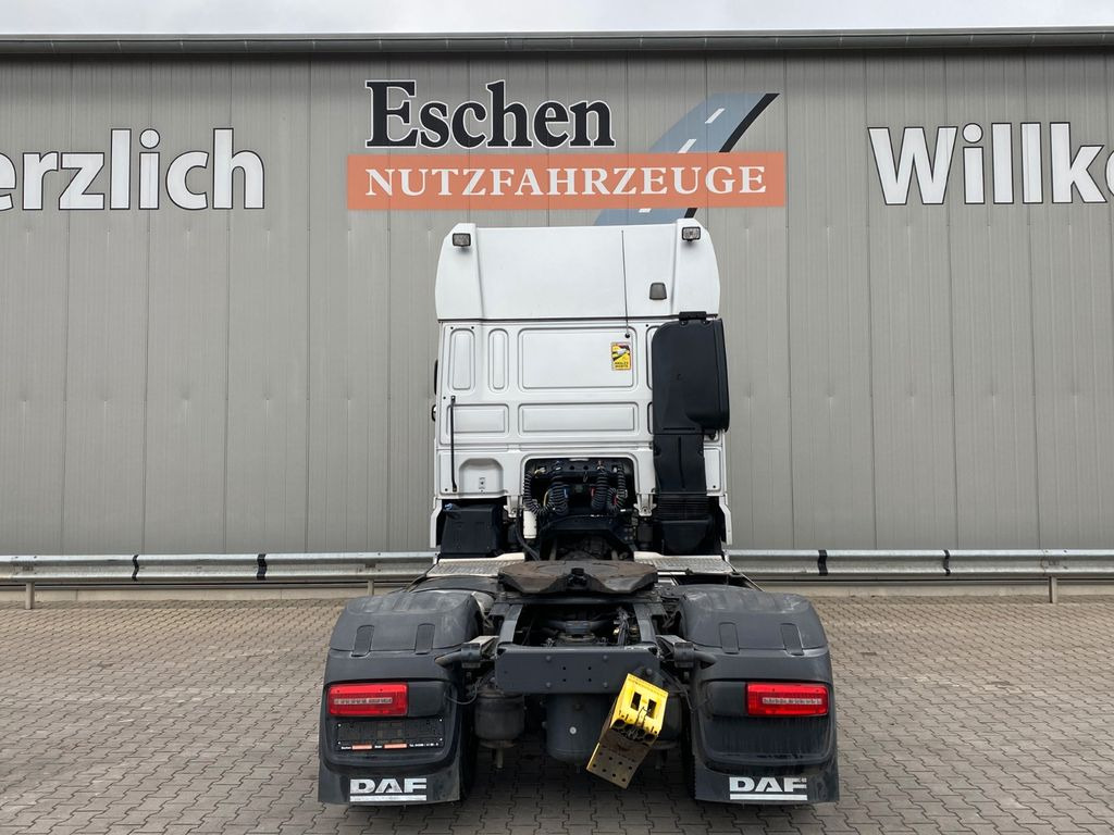 DAF XF 530 | Retarder*SSC*Standklima*Navi*Skylights - Tracteur routier: photos 4 DAF XF 530 | Retarder*SSC*Standklima*Navi*Skylights - Tracteur routier: photos 4