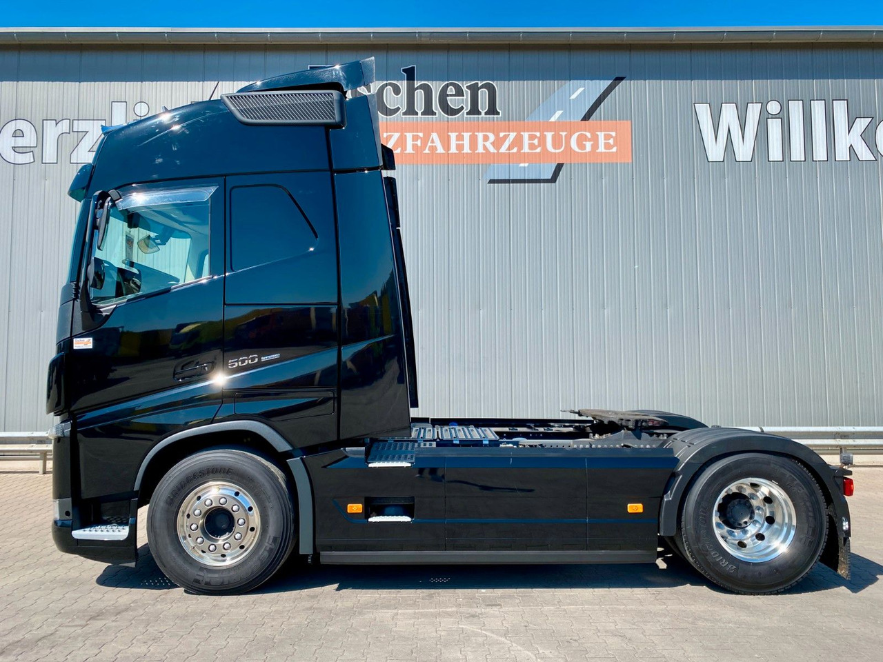 Volvo FH 500 Globetrotter| I-Park-Cool*2x Tank*Spoiler - Tracteur routier: photos 2 Volvo FH 500 Globetrotter| I-Park-Cool*2x Tank*Spoiler - Tracteur routier: photos 2