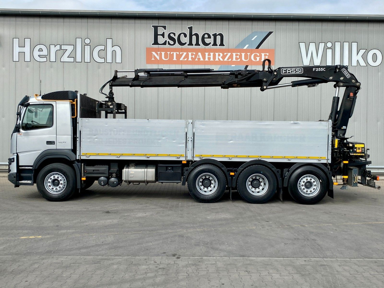 Volvo FMX 420 8x4 | Fassi F255AC2.24XE*FUNK*Fly-Jib*AC - Camion plateau, Camion grue: photos 3 Volvo FMX 420 8x4 | Fassi F255AC2.24XE*FUNK*Fly-Jib*AC - Camion plateau, Camion grue: photos 3