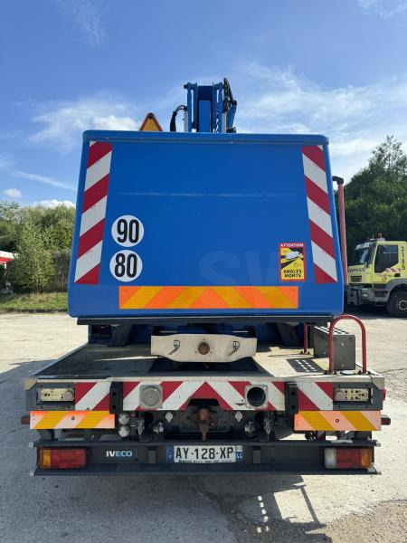 Iveco Eurocargo 100E18 - Camion avec nacelle: photos 3 Iveco Eurocargo 100E18 - Camion avec nacelle: photos 3