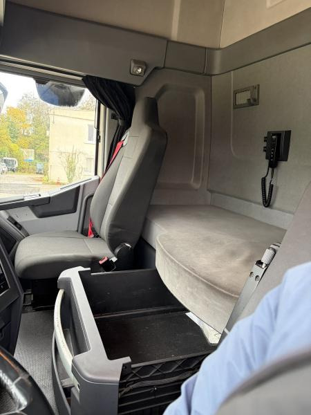 Renault T-Series 460 - Tracteur routier: photos 4 Renault T-Series 460 - Tracteur routier: photos 4