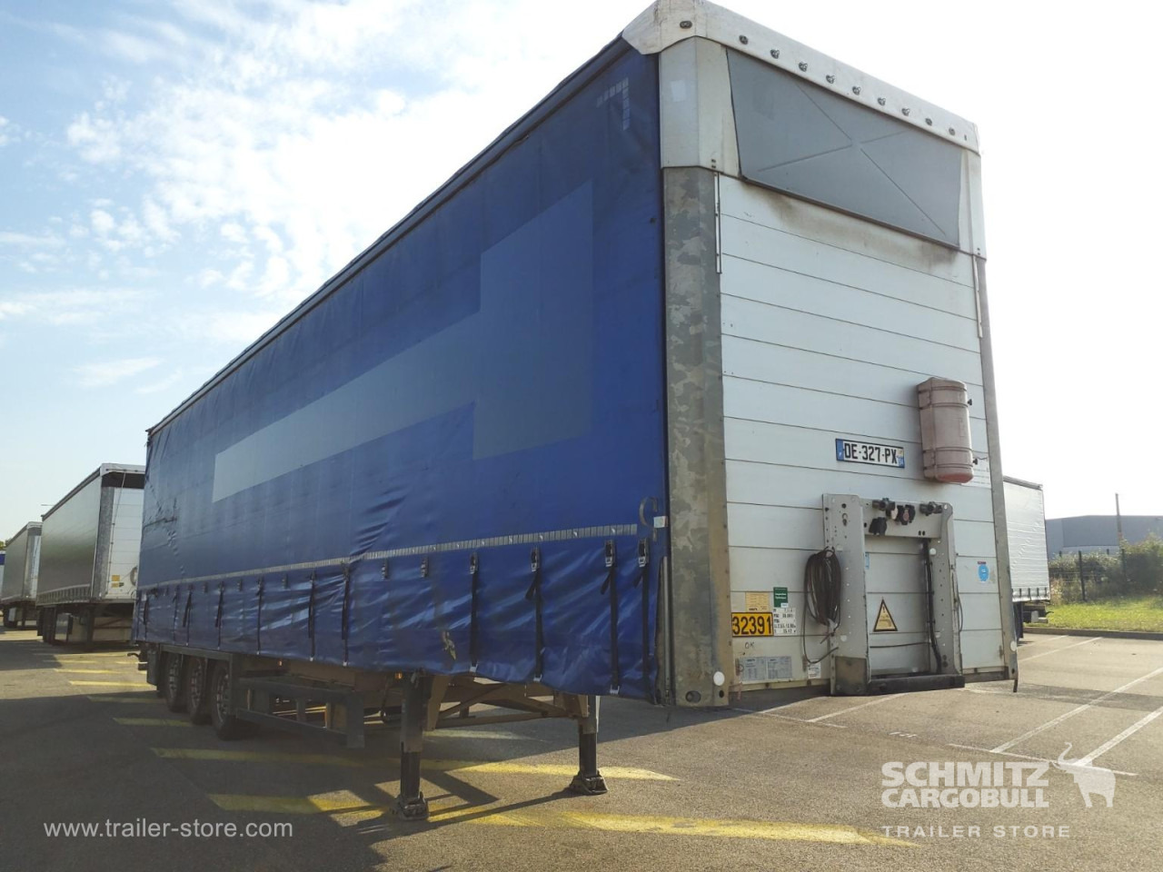 SCHMITZ Curtainsider Mega - Semi-remorque rideaux coulissants: photos 1 SCHMITZ Curtainsider Mega - Semi-remorque rideaux coulissants: photos 1