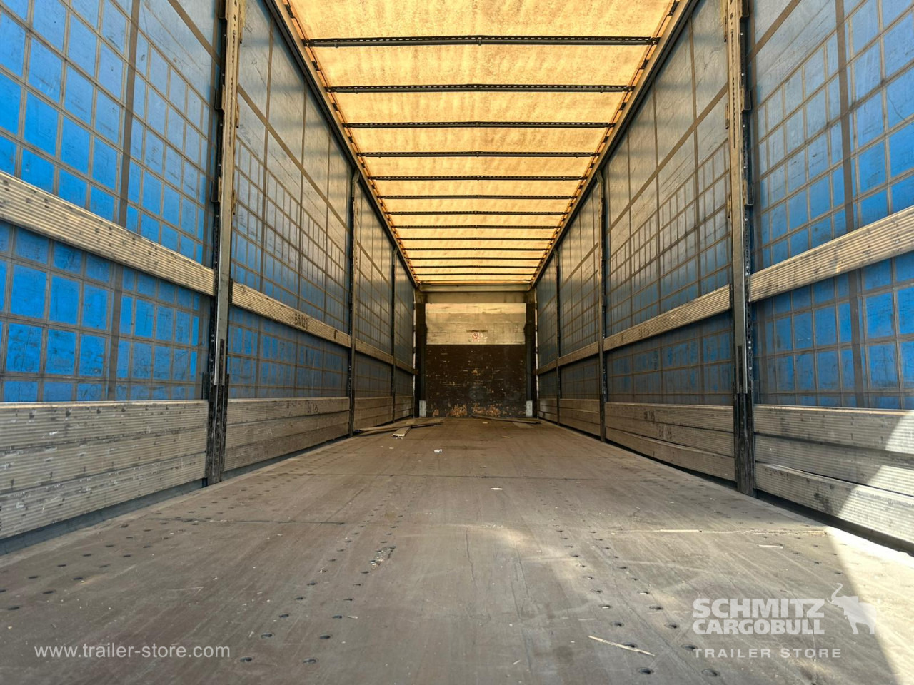 Semi-remorque rideaux coulissants SCHMITZ Curtainsider Standard: photos 10 Semi-remorque rideaux coulissants SCHMITZ Curtainsider Standard: photos 10