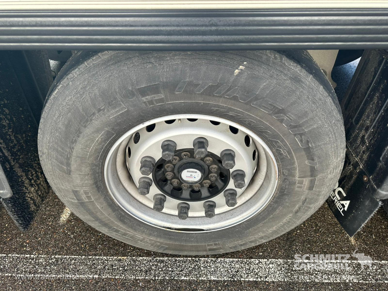 SCHMITZ Reefer Standard - Semi-remorque isothermique: photos 3 SCHMITZ Reefer Standard - Semi-remorque isothermique: photos 3