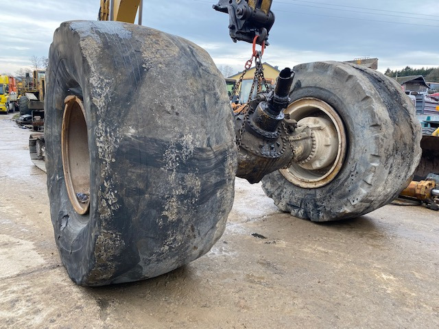 CAT 992 C -1V-5949 - Essieu avant pour Engins de chantier: photos 2 CAT 992 C -1V-5949 - Essieu avant pour Engins de chantier: photos 2