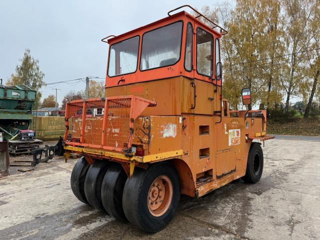 Hamm GRW 15 - Compacteur à pneus: photos 3 Hamm GRW 15 - Compacteur à pneus: photos 3