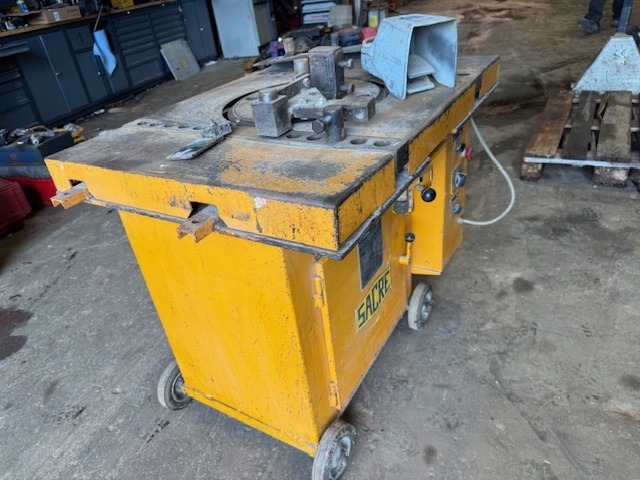 Sacre C.C. 35 - Matériel de béton: photos 2 Sacre C.C. 35 - Matériel de béton: photos 2