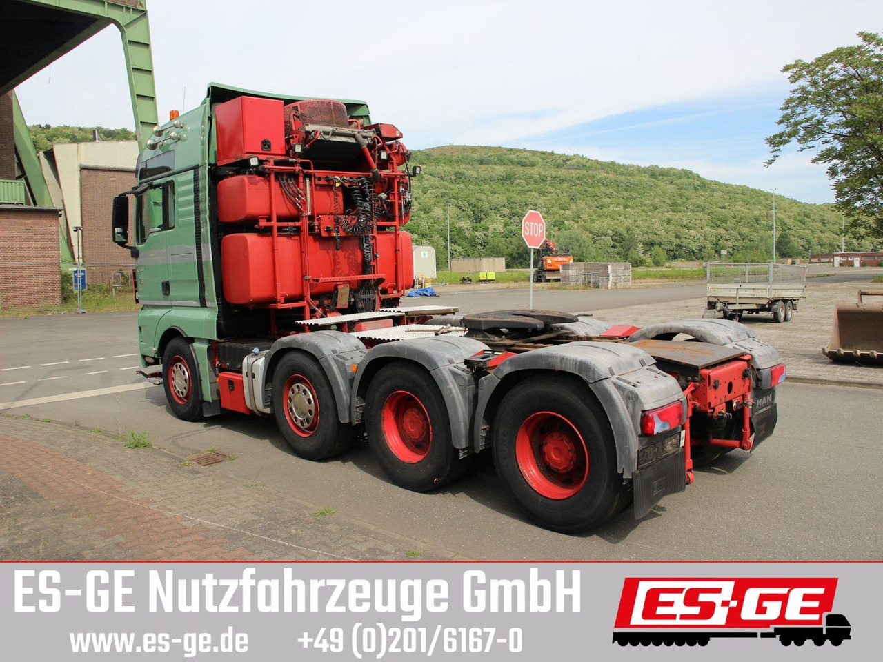 MAN TGX 41680 8x4/4 BLS - Tracteur routier: photos 2 MAN TGX 41680 8x4/4 BLS - Tracteur routier: photos 2