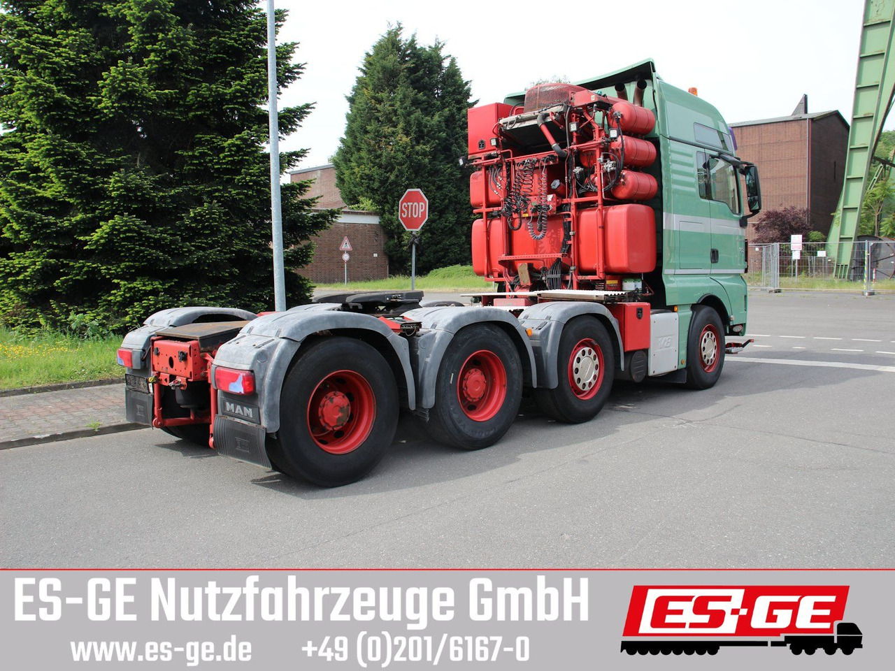 MAN TGX 41680 8x4/4 BLS - Tracteur routier: photos 4 MAN TGX 41680 8x4/4 BLS - Tracteur routier: photos 4