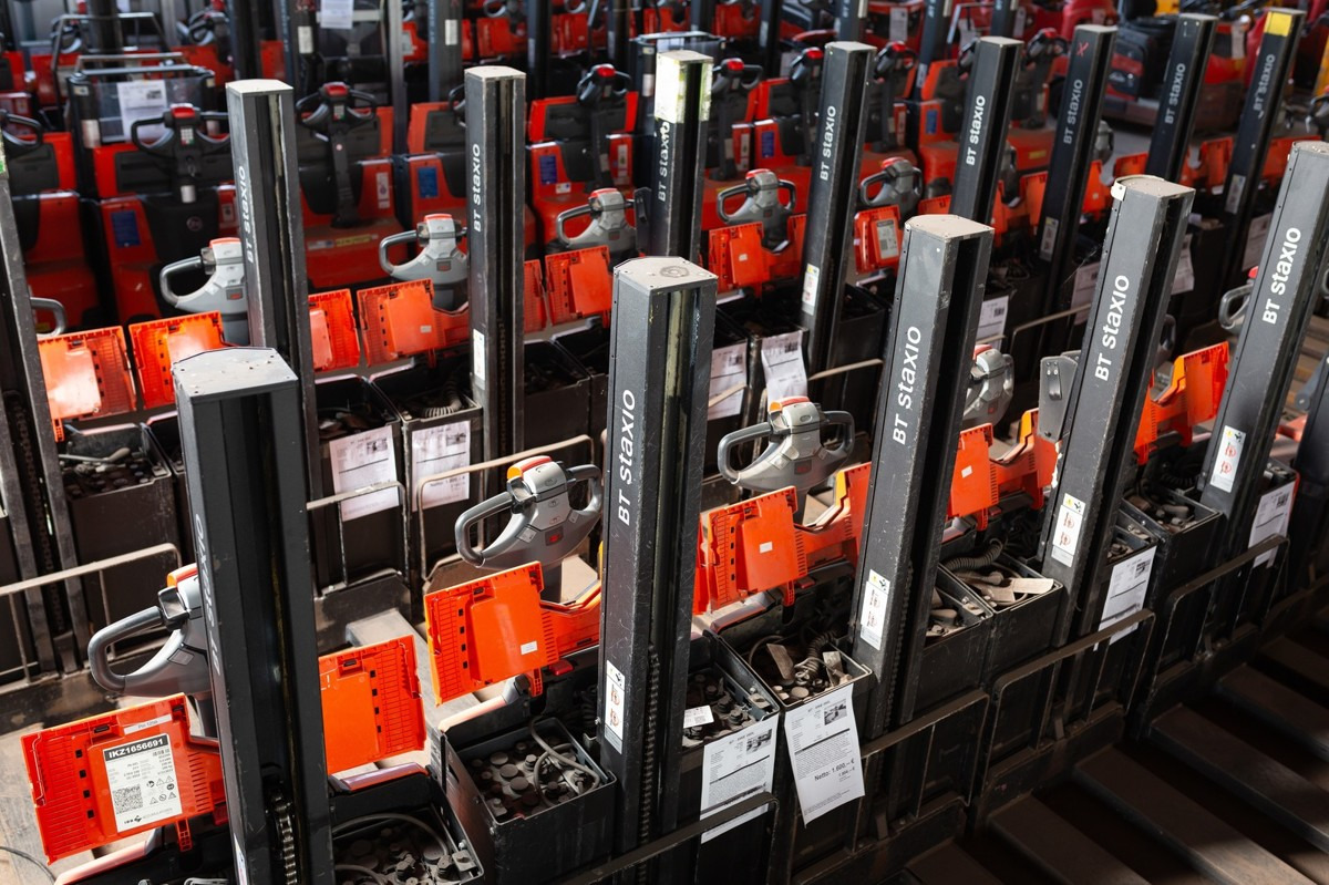 BT SWE 080L Batterie 38/2020 - Transpalette: photos 1 BT SWE 080L Batterie 38/2020 - Transpalette: photos 1