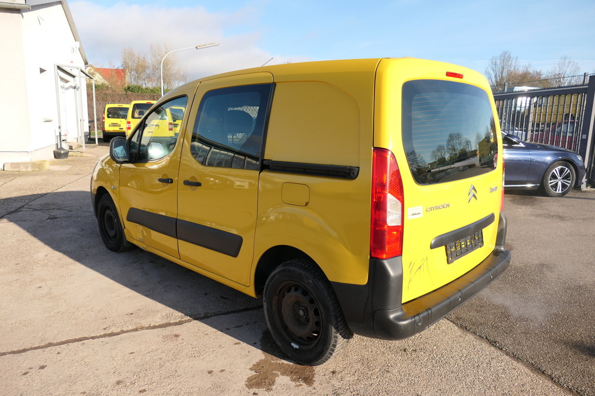 CITROEN Berlingo 16V HDI Niveau B L1 CoC PARKTRONIK 2xSC - Fourgonnette: photos 4 CITROEN Berlingo 16V HDI Niveau B L1 CoC PARKTRONIK 2xSC - Fourgonnette: photos 4