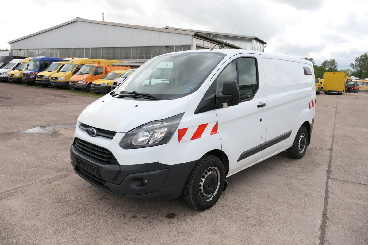 FORD Transit Custom 2,2l TDCI L1H1 KLIMA SORTIMO CoC - Fourgonnette: photos 3 FORD Transit Custom 2,2l TDCI L1H1 KLIMA SORTIMO CoC - Fourgonnette: photos 3