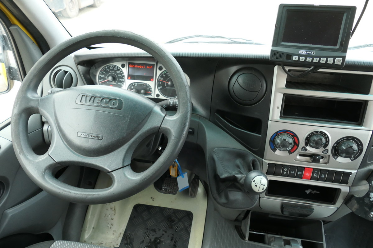 Photo d'intérieur 3: Fourgon grand volume IVECO Daily 35 S11 C30C AUTOMATIK KAMERA MAXI Regale D