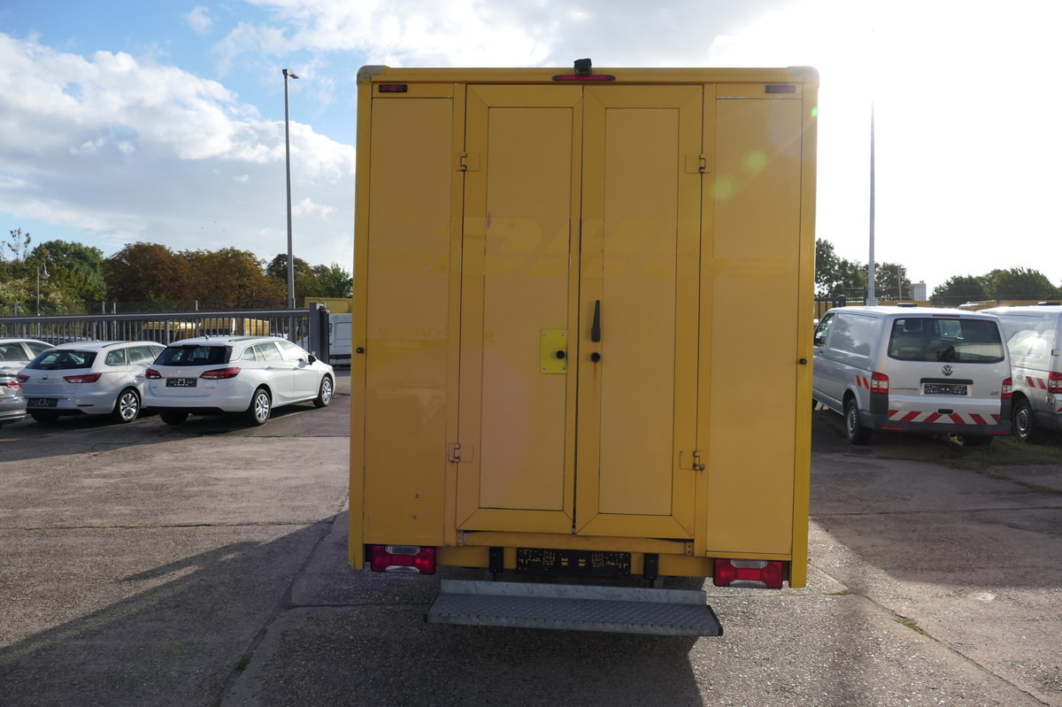 IVECO Daily 35 S11 C30C AUTOMATIK KAMERA MAXI Regale D - Fourgon grand volume: photos 5 IVECO Daily 35 S11 C30C AUTOMATIK KAMERA MAXI Regale D - Fourgon grand volume: photos 5